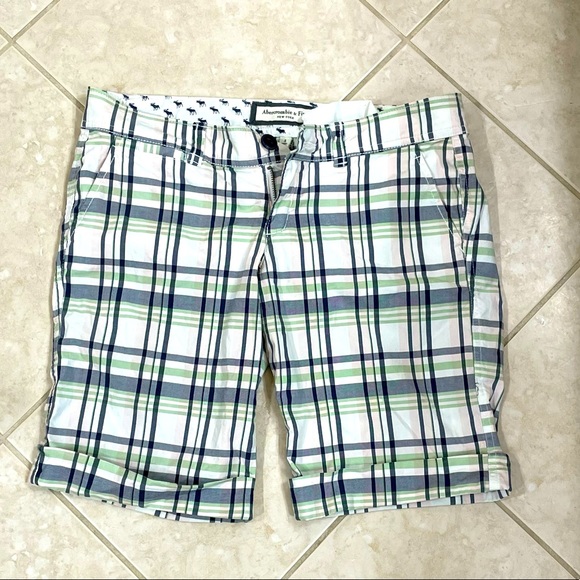 Y2K Abercrombie & Fitch Plaid Shorts - Picture 1 of 7